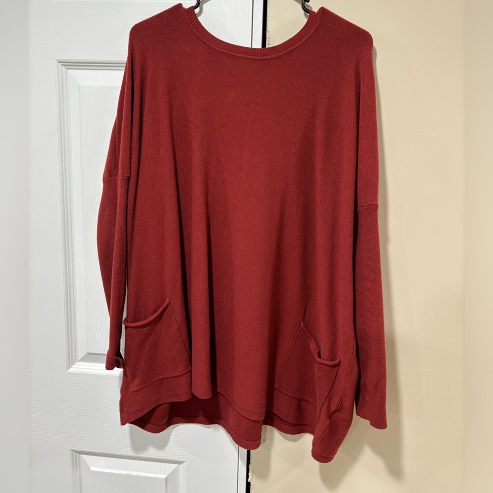 Women’s oversized long sleeve